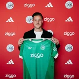 Marc-André ter Stegen joins Ajax on loan from Barcelona in bid to revive career