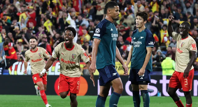 Arsenal Suffers First Defeat of the Season Against Lens