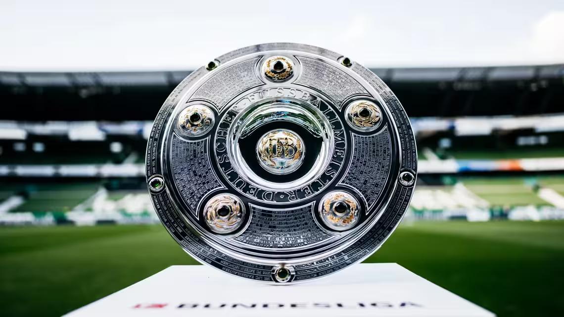 Bundesliga Trophy: Meisterschale gets new ring for future champions