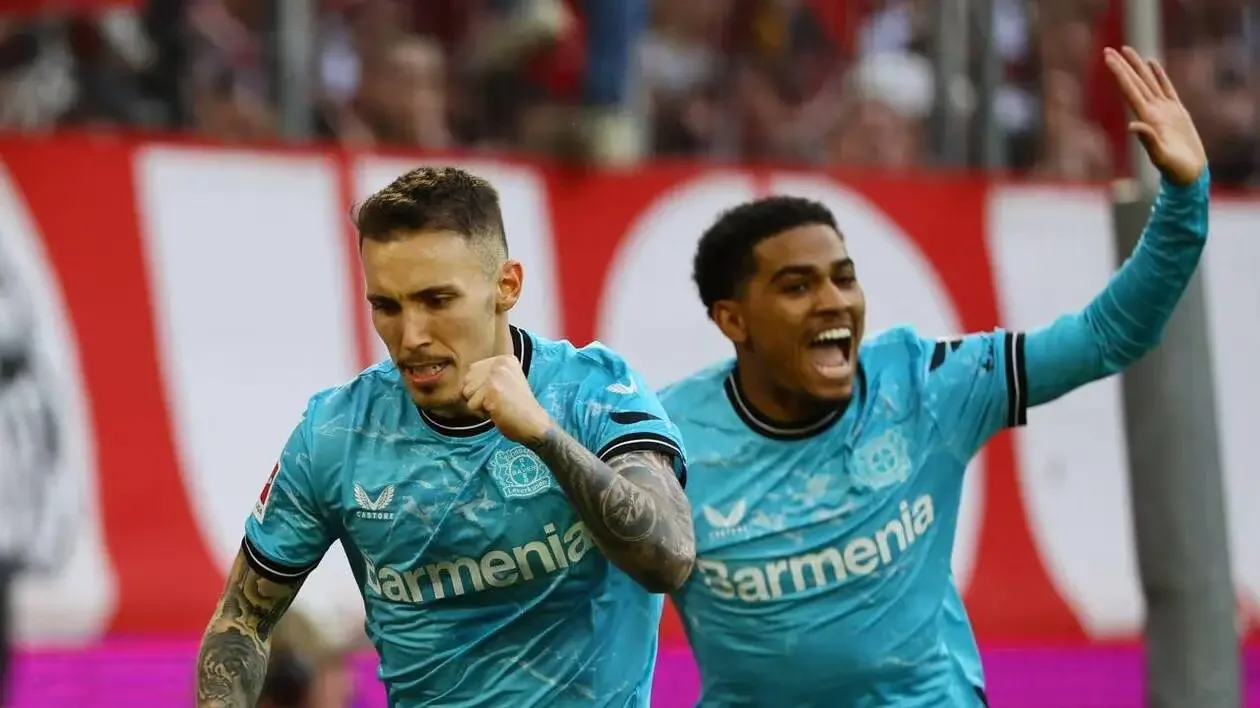Cologne 0-2 Bayer Leverkusen: League leaders defeat ten-man hosts to extend lead at the top of the table