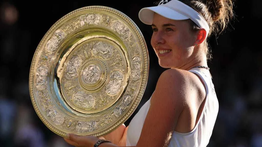 Why Wimbledon Women's Champions lift a plate instead of a trophy