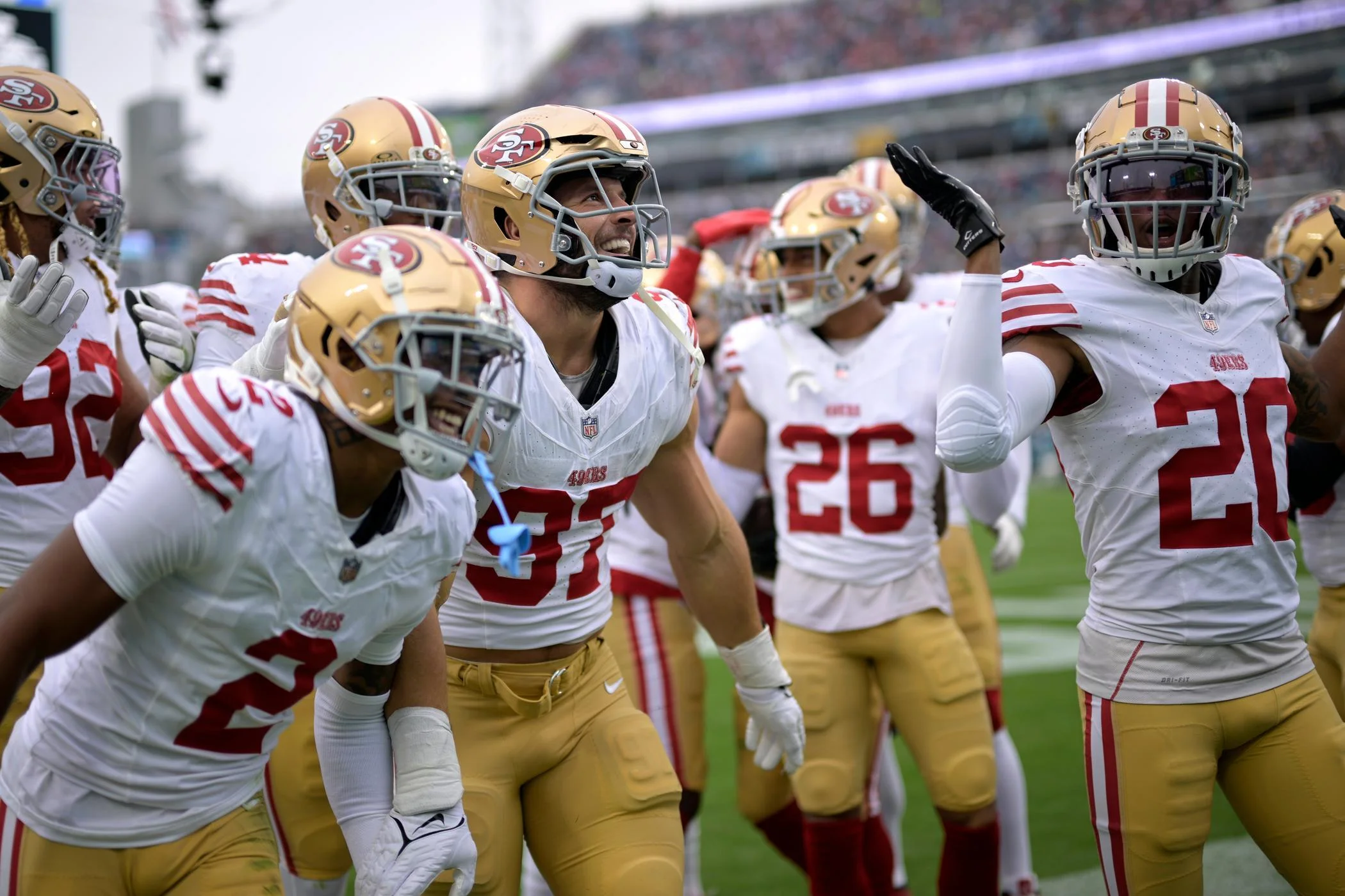 49ers end 3-game losing streak with dominant win over Jaguars