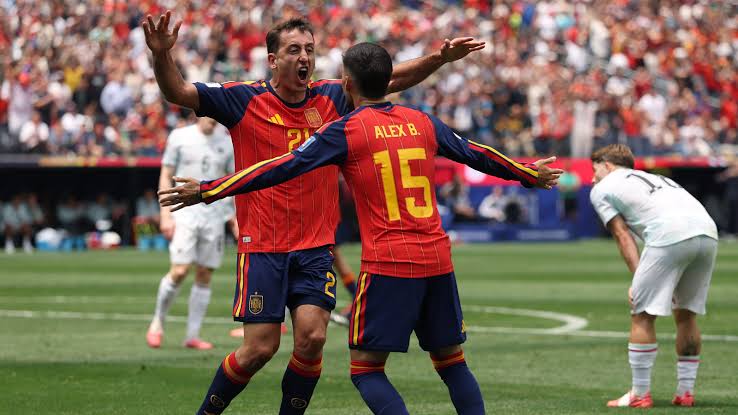 Mikel Oyarzabal brace sends Spain into World Cup last 16