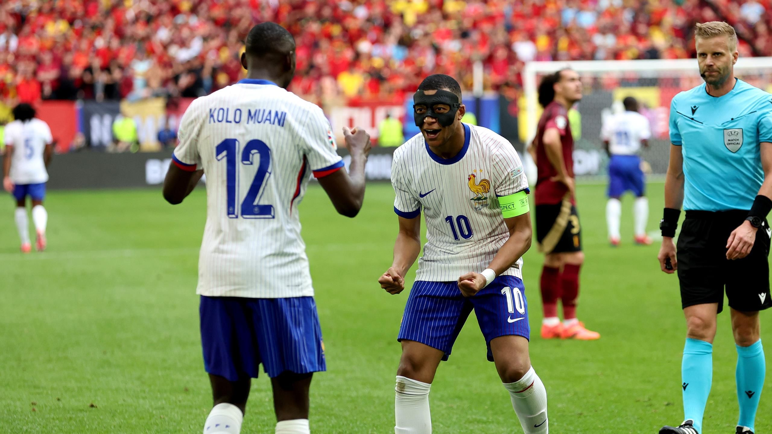 Kolo Muani late strike sends France into last eight over Belgium