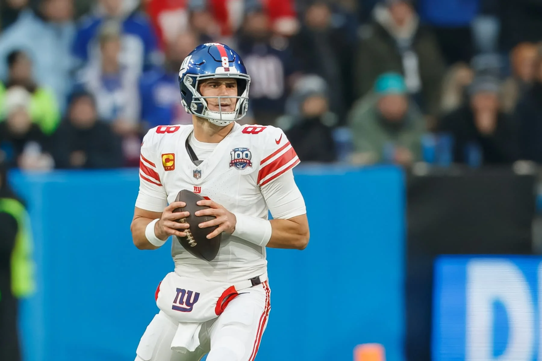 QB Daniel Jones signs with Minnesota Vikings