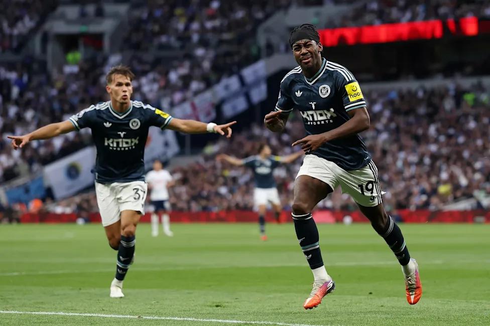 Newcastle beat Tottenham 2-0 as Jaissle claims first win