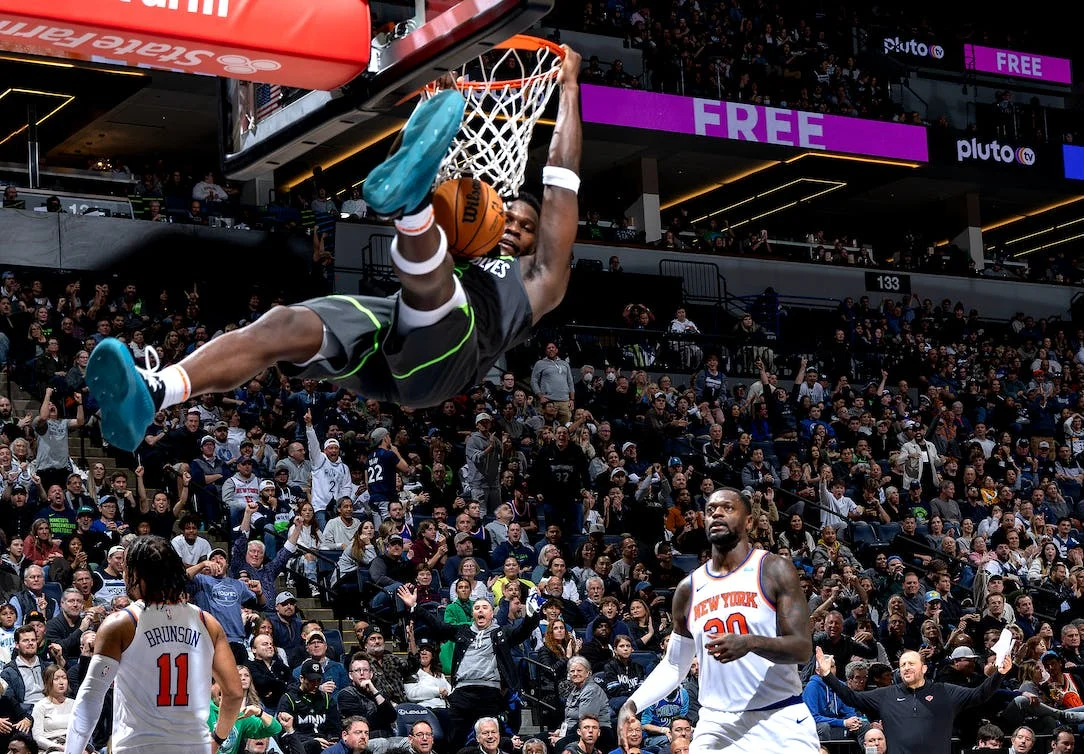 Timberwolves cruise past Knicks to stay unbeaten at home