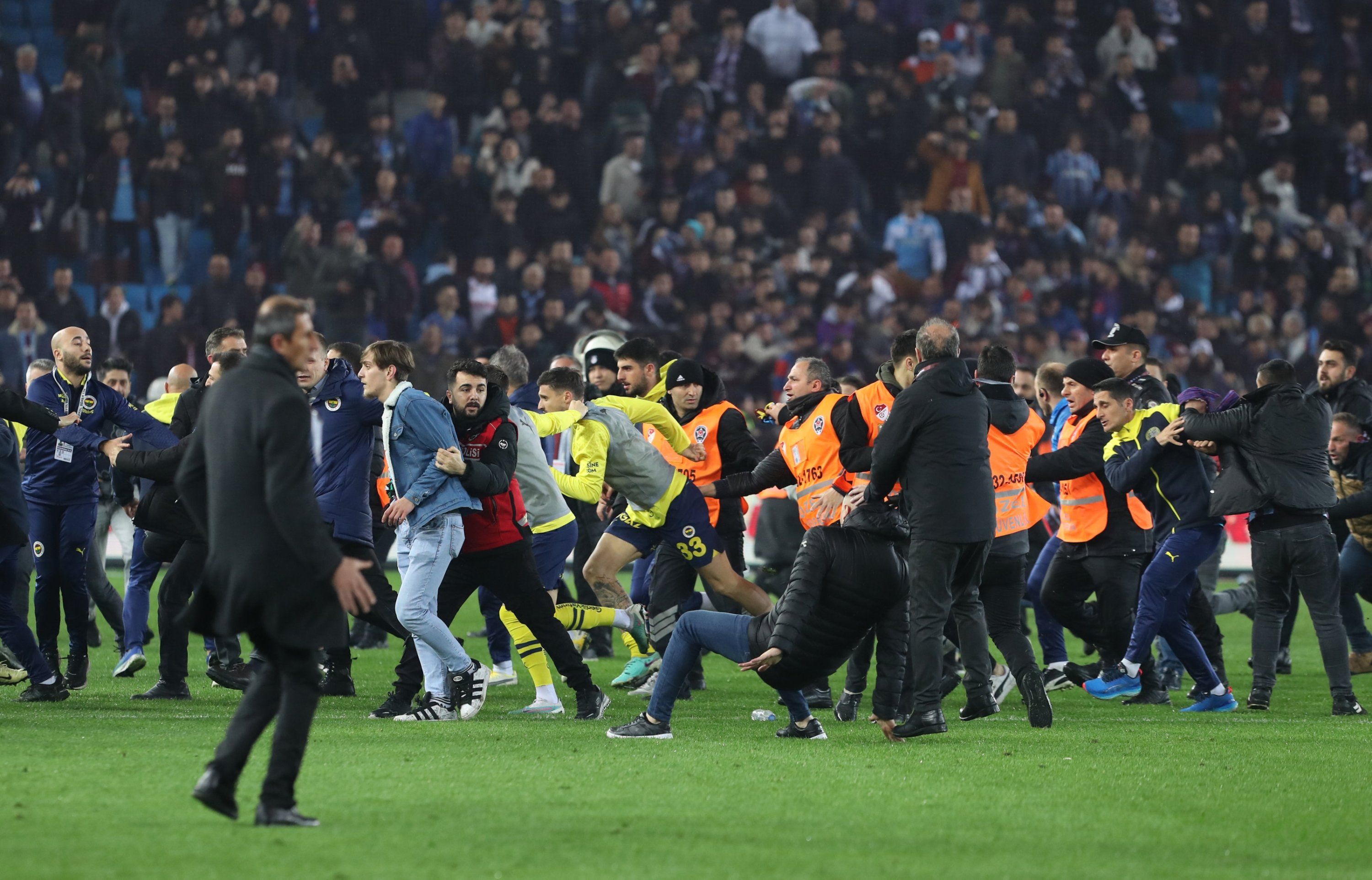 Trabzonspor get six-match spectator ban, two Fenerbahce players suspended over brawl