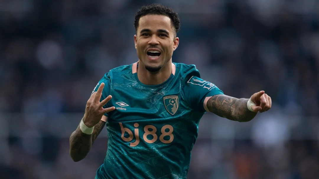 Newcastle United 1-4 Bournemouth: Justin Kluivert's hat-trick sees Cherries end Magpies' winning run
