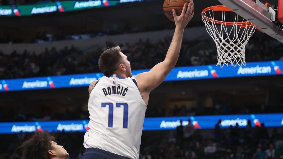 NBA roundup: Mavs defeat Magic behind Doncic's dominance