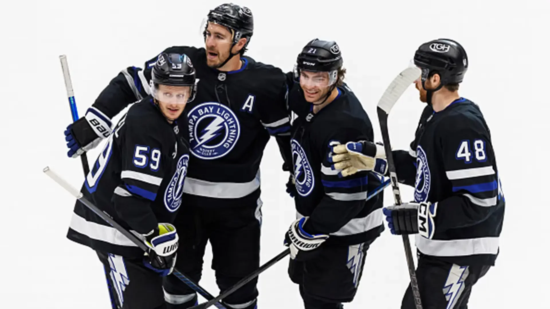 NHL roundup: Lightning edge Islanders, Red Wings stay in playoff hunt
