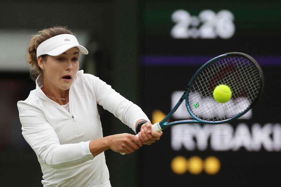 WTA Roundup: Unseeded Ito shocks Cocciaretto at Japan Open, while Badosa progresses in Ningbo