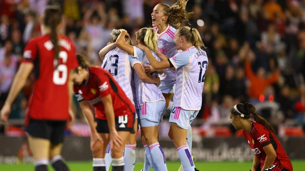 WSL: Lacasse scores late for Arsenal to secure 2-2 draw with Manchester United