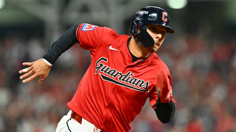 Toronto Blue Jays acquire second baseman Andres Gimenez in trade with Cleveland Guardians