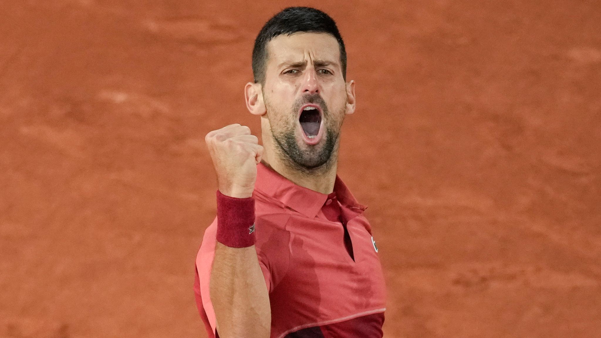 Djokovic and Sabalenka cruise through on rainy day at French Open