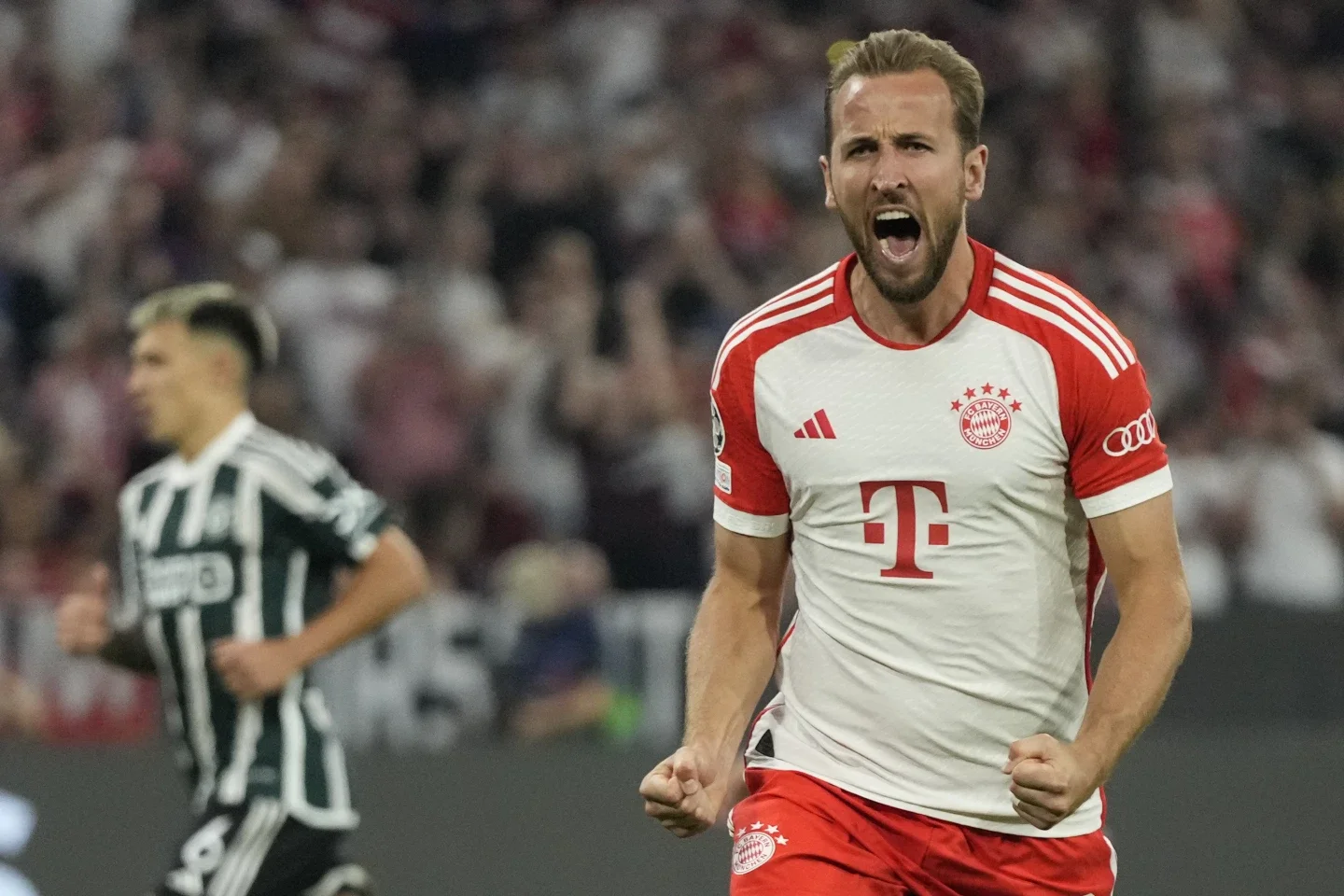 Bayern Munich Edges Manchester United 4-3 in Champions League Thriller