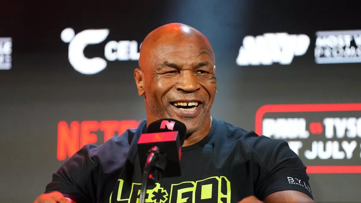 Mike Tyson says he feels '100 per cent' after plane health scare