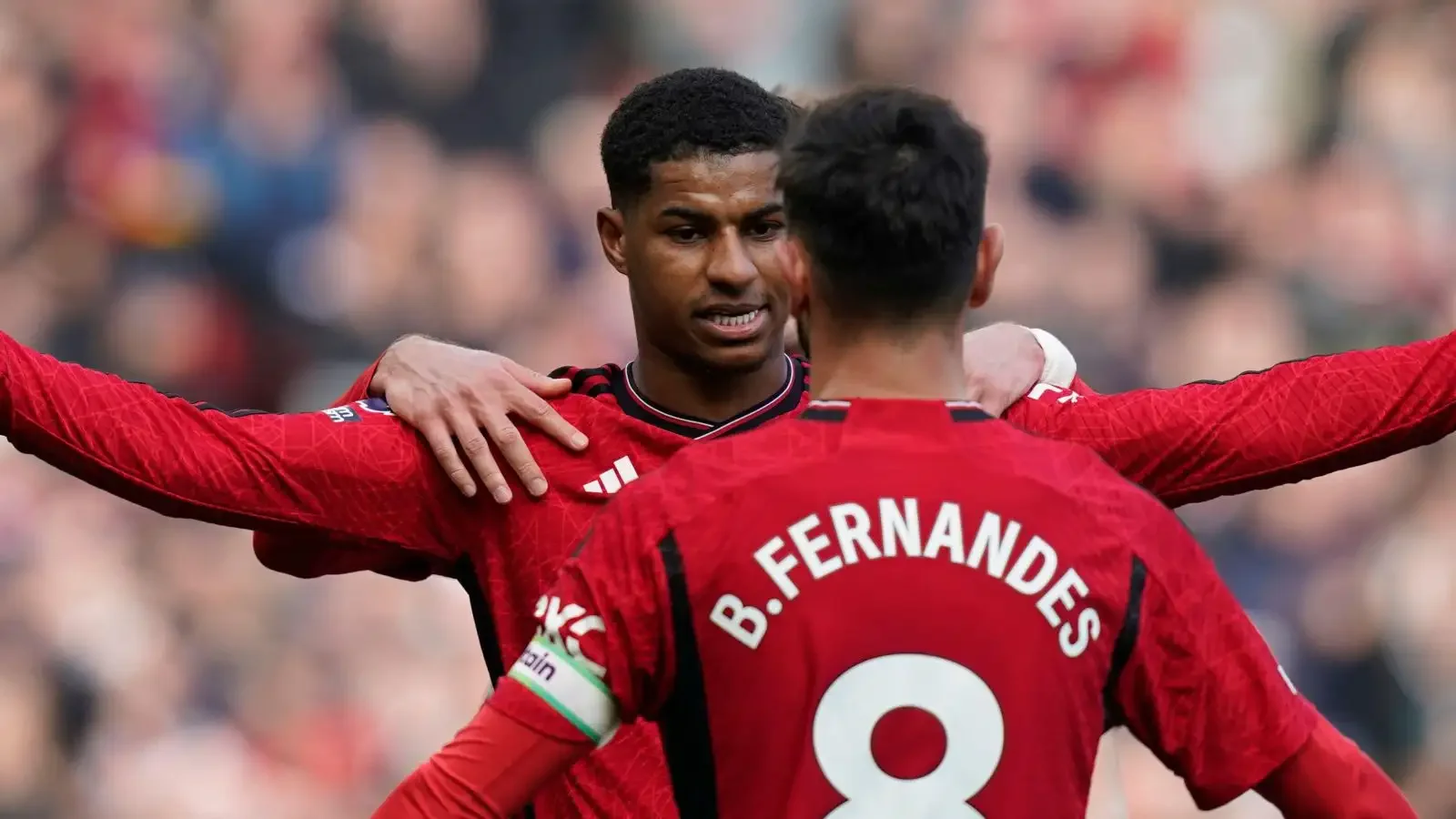 Manchester United 2-0 Everton: Two first-half penalties sees Red Devils close in on Champions League spots