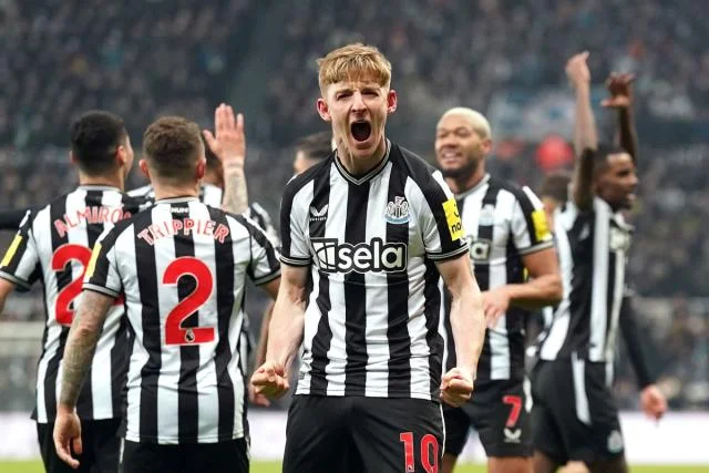 Anthony Gordon secured all 3 points for Newcastle United over Manchester United