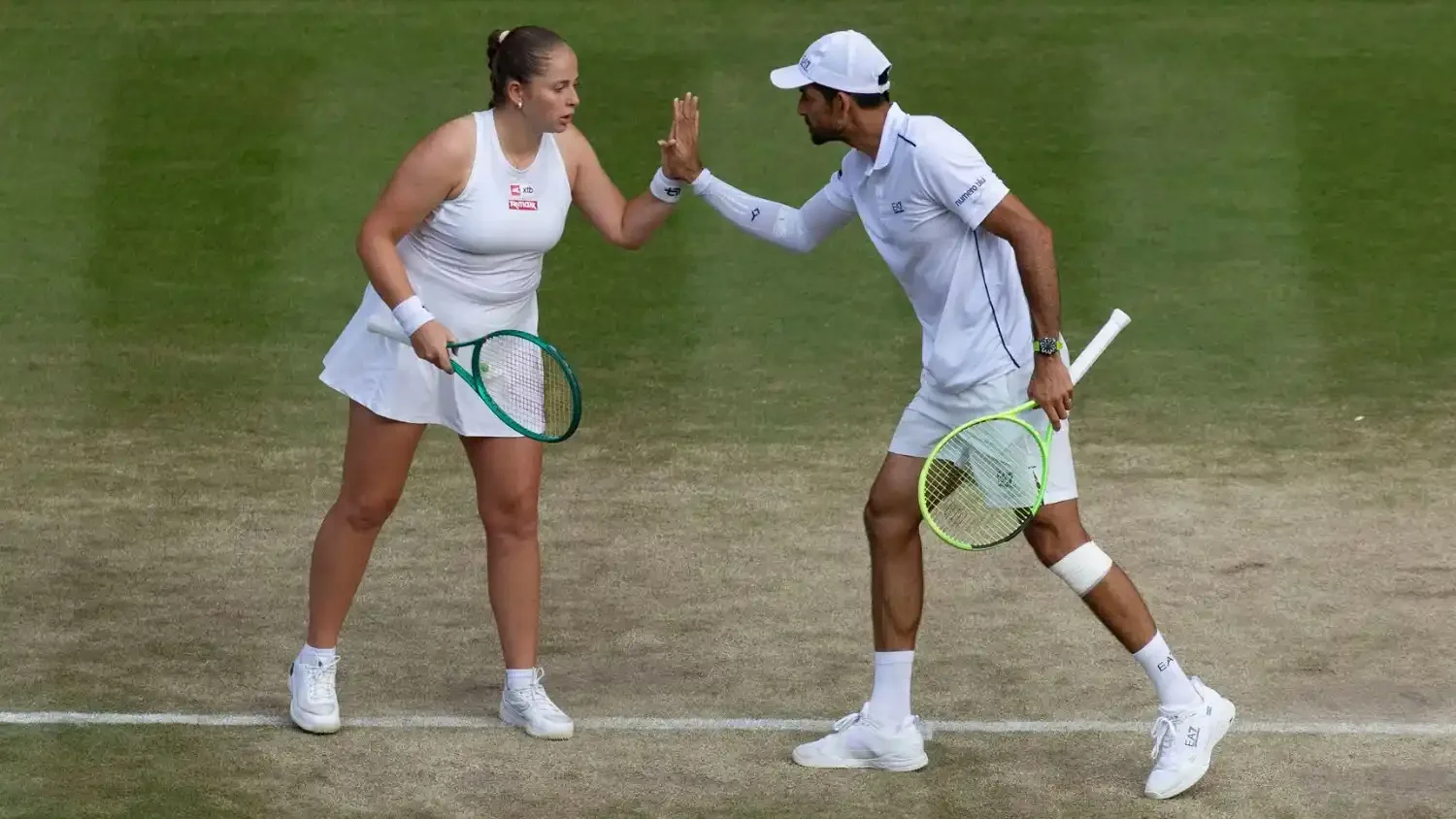 Ostapenko and Arevalo win 2026 Wimbledon Mixed Doubles title