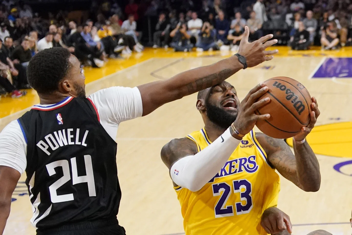 Lakers Triumph in OT to End 11-Game Losing Streak Against Clippers