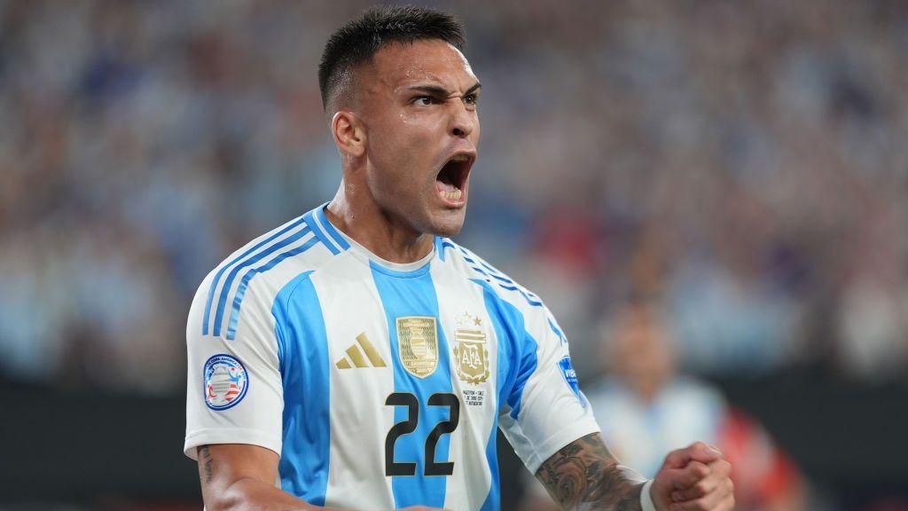 Argentina defeat Chile to secure Copa América qualification