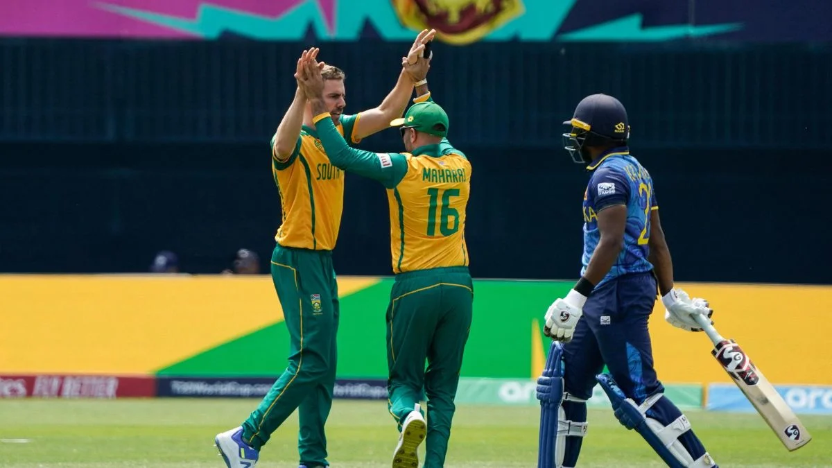 South Africa win after dismissing Sri Lanka for 77