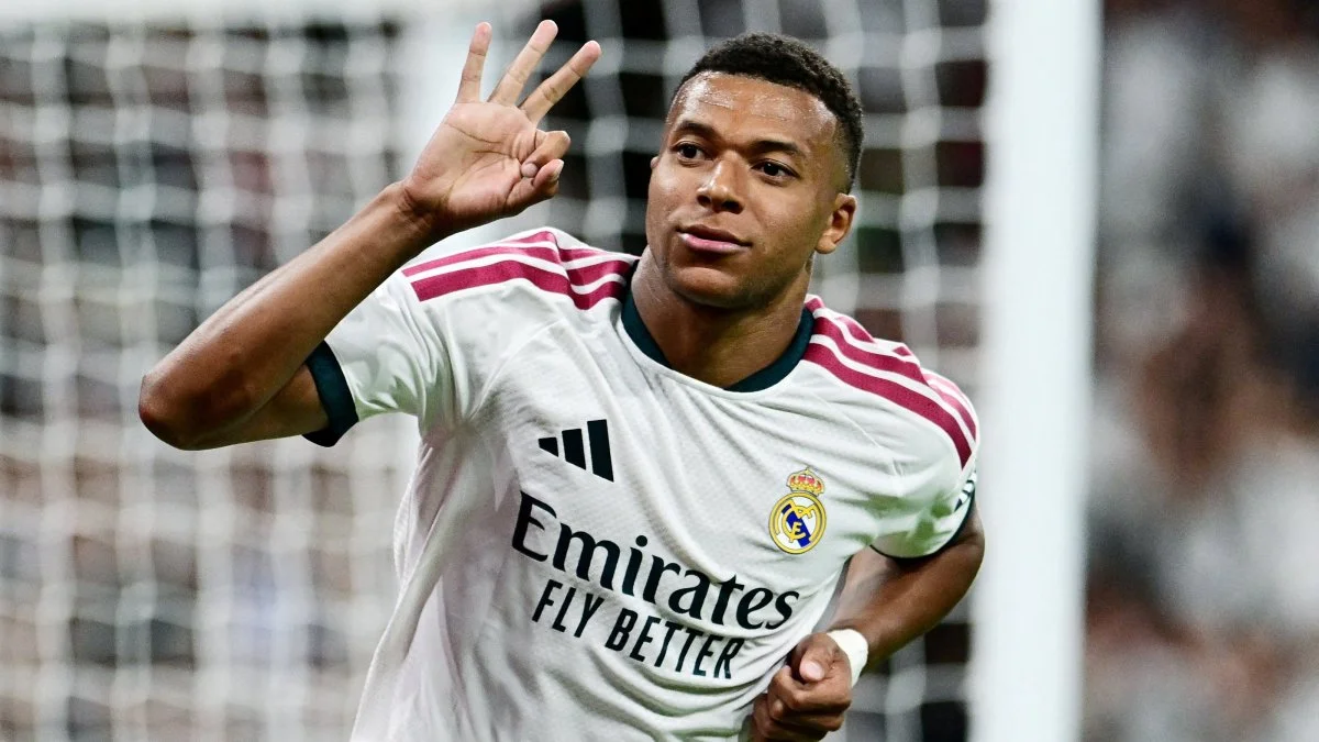 Mbappé hits hat-trick as Mourinho marks winning Real Madrid return