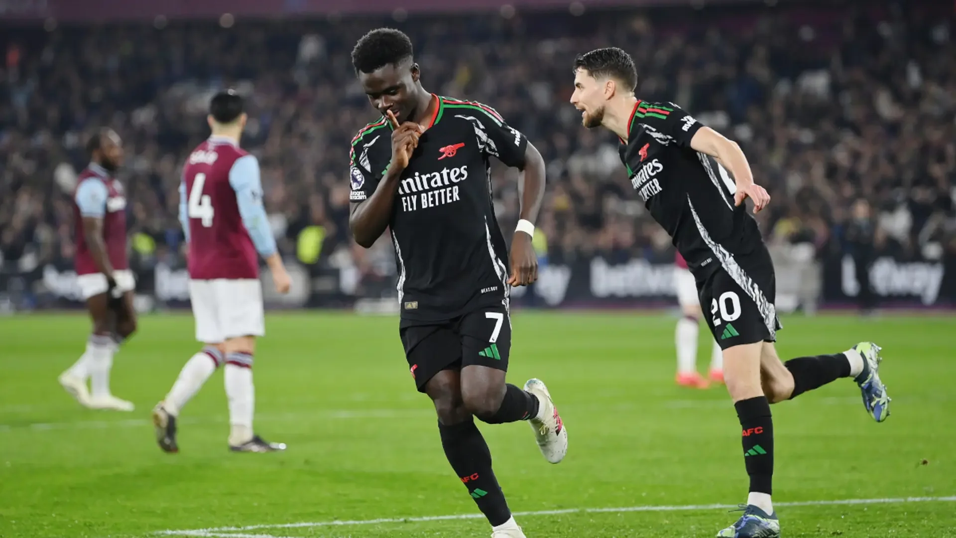 West Ham United 2-5 Arsenal: Gunners thump Hammers in five-star display to go second