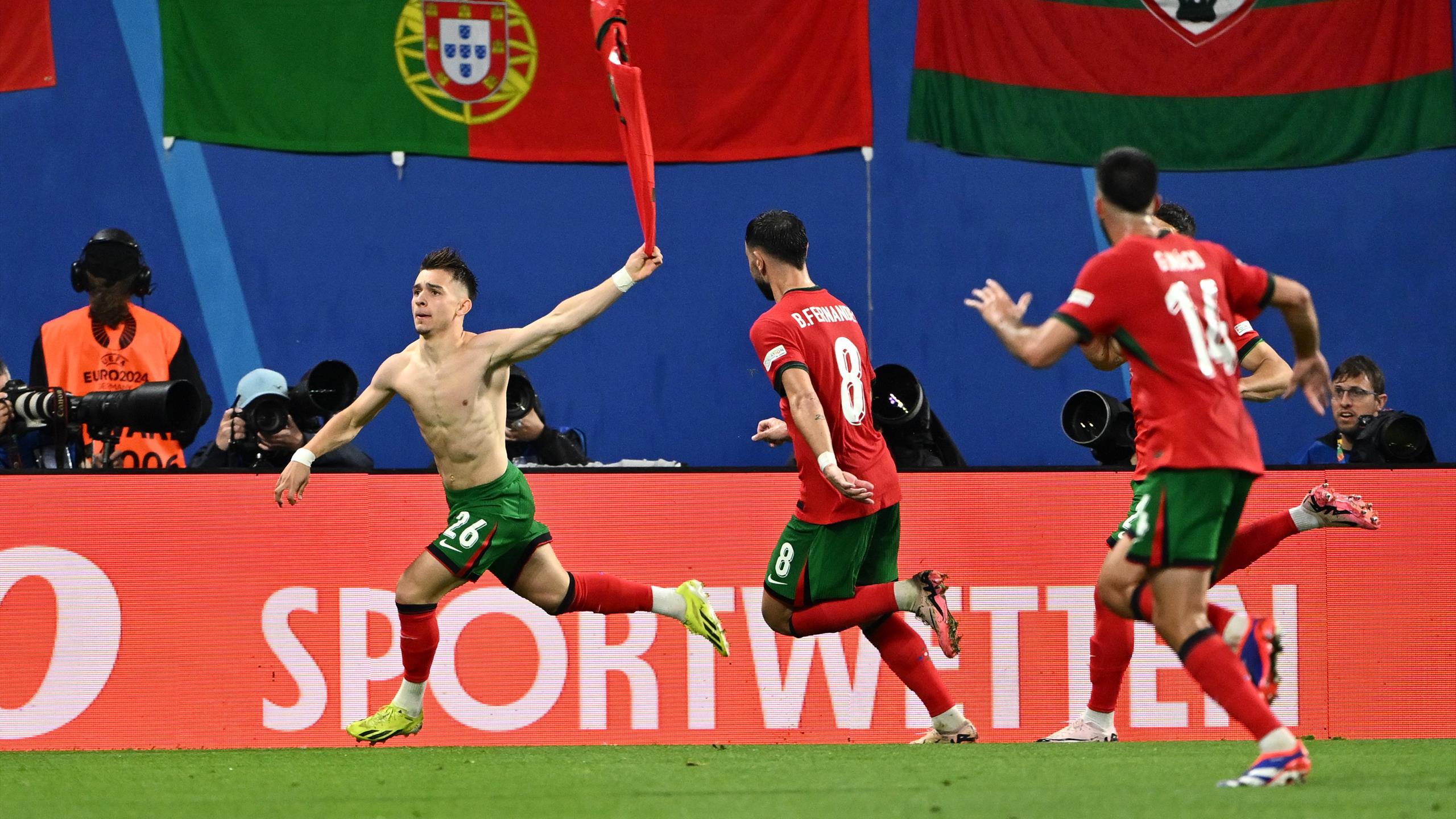 Portugal 2-1 Czech Republic: Francisco Conceicao scores late winner as Portugal win Euros opener
