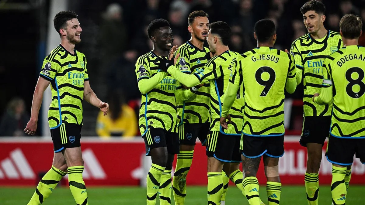 Nottingham Forest 1-2 Arsenal: Gunners edge past Forest to close in on league leaders
