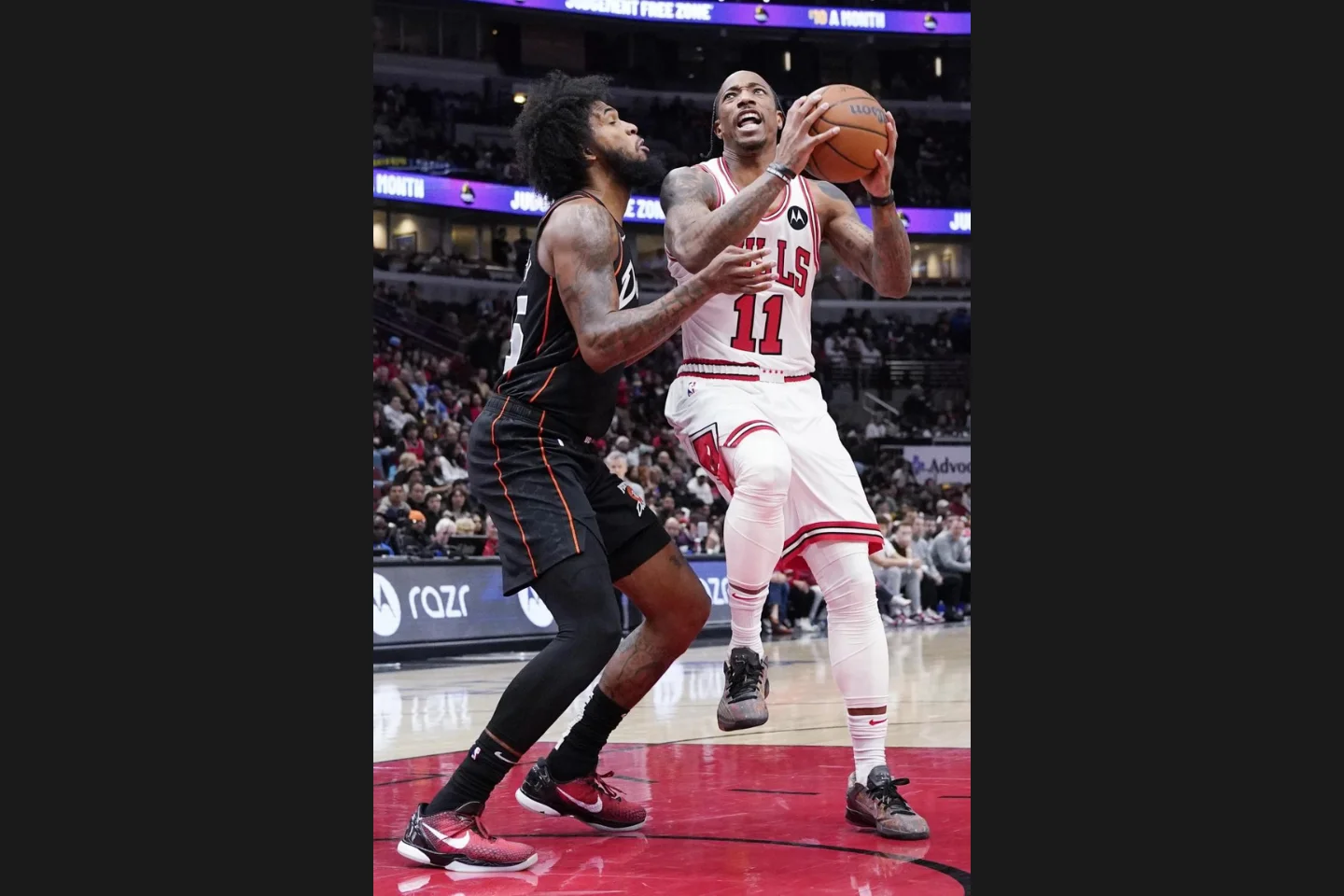 DeRozan Leads Bulls to Victory with 29-Point Performance Against Pistons
