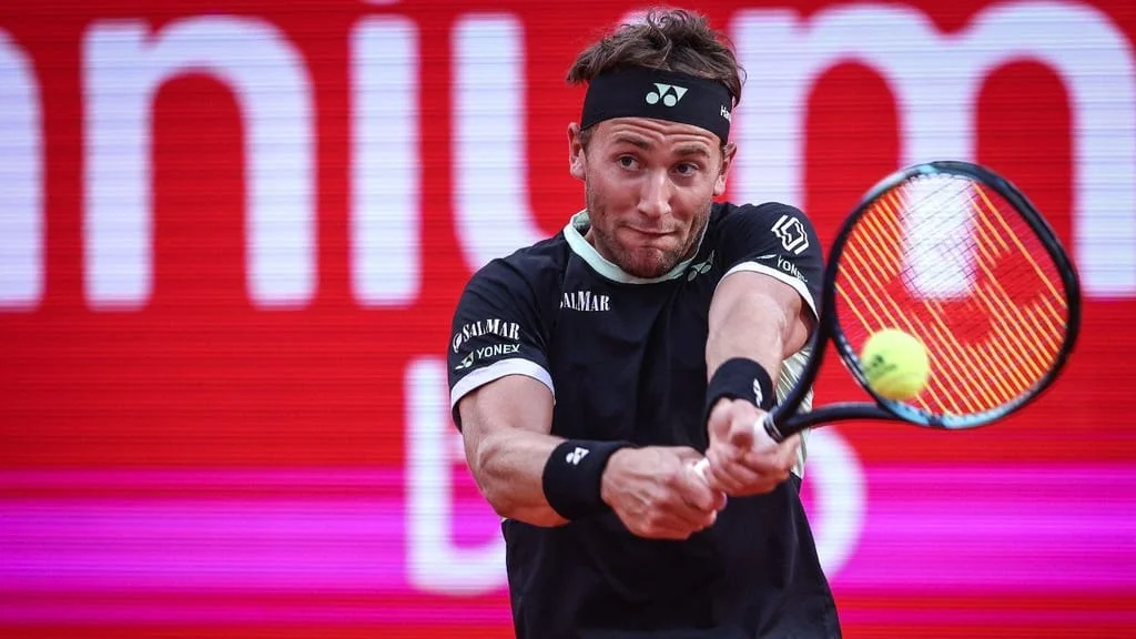 ATP roundup: Hurkacz and Ruud through in Estoril, Shelton into Houston semis