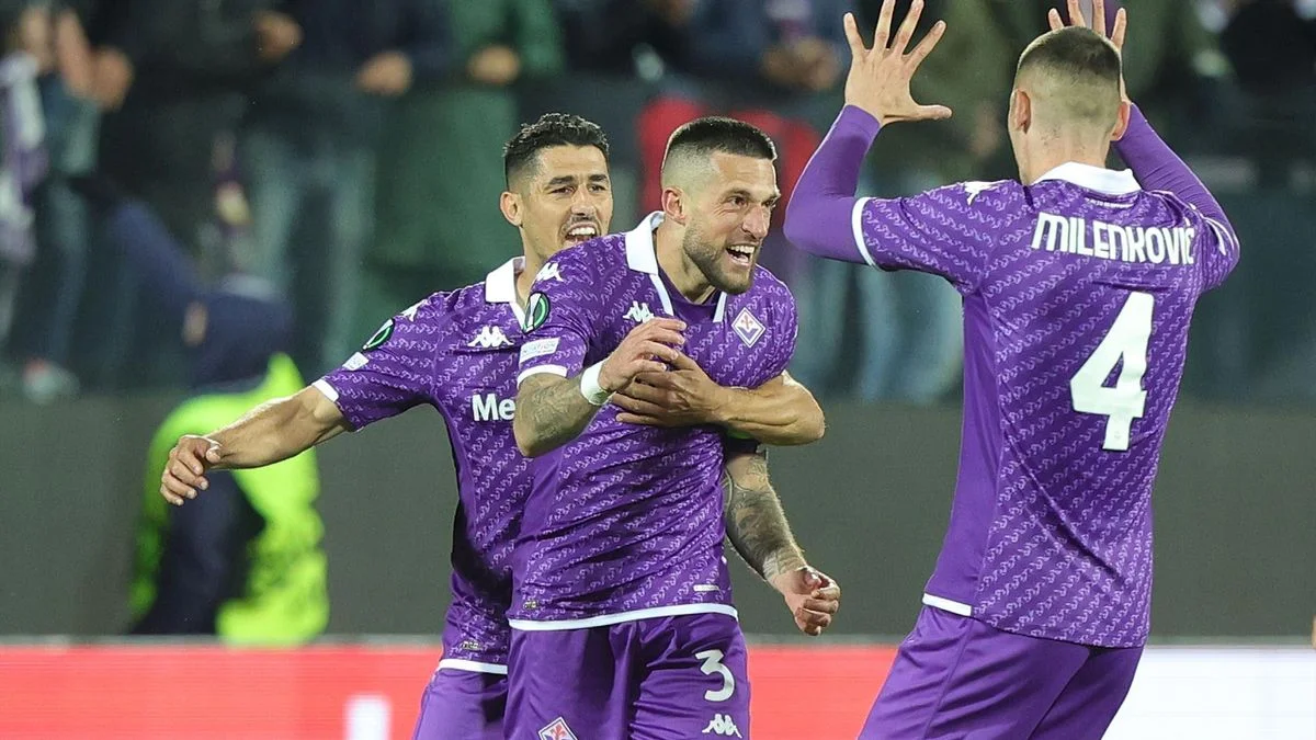 Fiorentina down Plzen in extra time to reach Conference League semi-finals