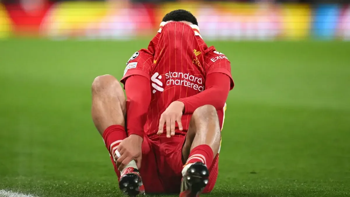 Trent Alexander-Arnold doubtful for EFL Cup final after injury vs PSG
