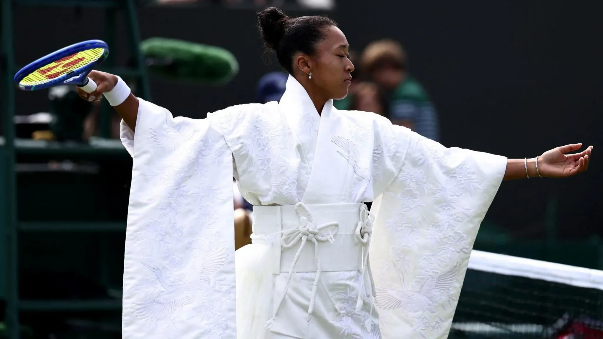 Naomi Osaka pays tribute to Japan in white kimono at Wimbledon
