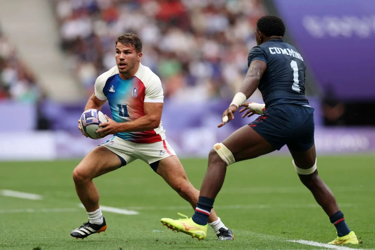 Dupont helps stuttering France into Olympics men's sevens quarter-finals