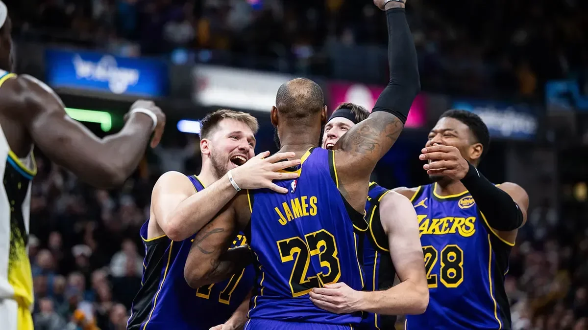 NBA roundup: LeBron James' buzzer beater snaps Lakers' losing streak