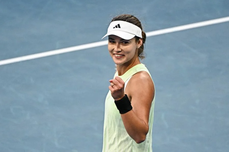 Anna Kalinskaya beats Jasmine Paolini to reach maiden Grand Slam quarter-final
