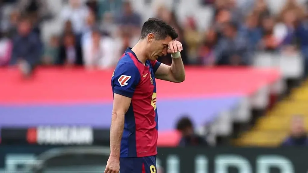 Barcelona sweat over Lewandowski's hamstring injury ahead of key Copa del Rey and Champions League clashes