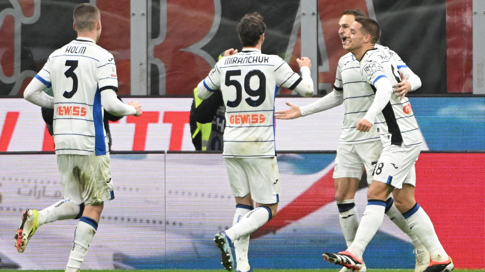 Koopmeiners brace fires Atalanta past Milan into Coppa Italia semi-finals