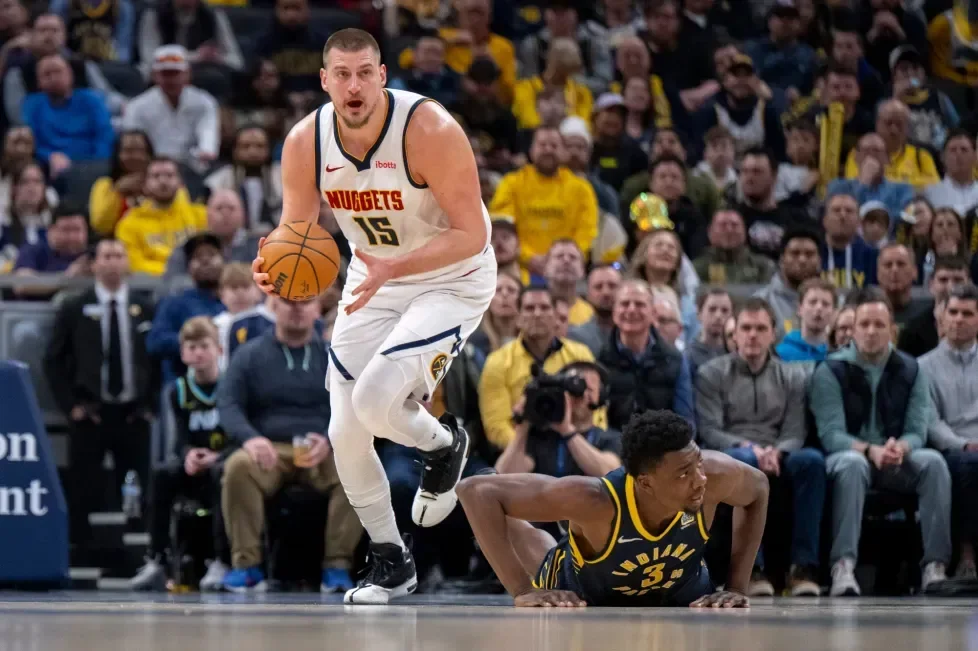 Nuggets' Nikola Jokic makes history with 19 assists in victory over Pacers