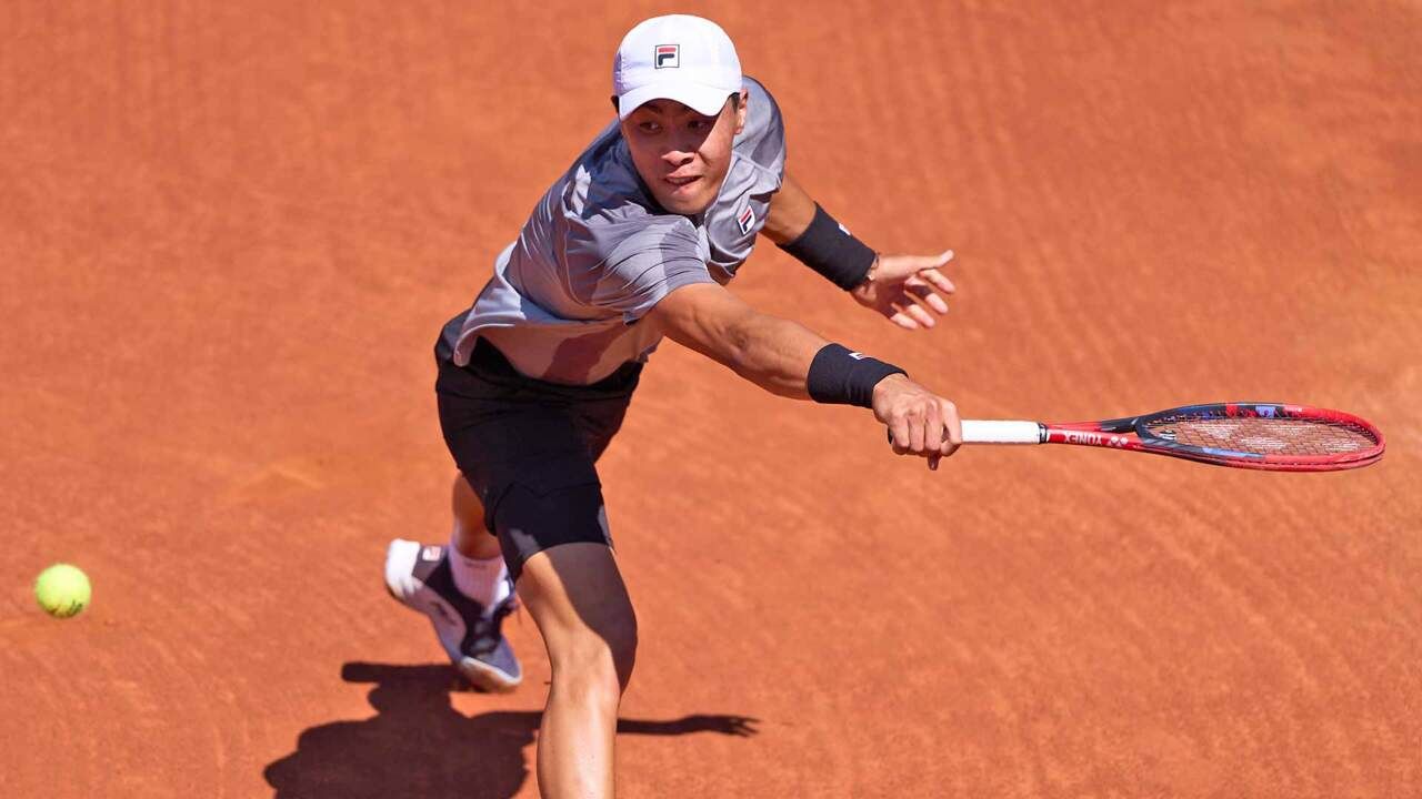 Andrey Rublev suffers defeat against Brandon Nakashima in Barcelona opening round