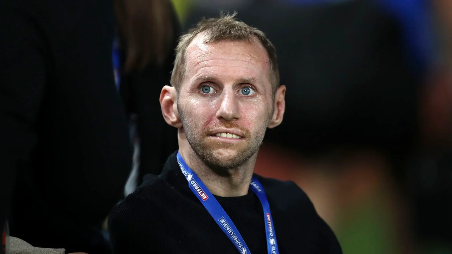 Leeds Rhinos legend Rob Burrow dies aged 41 after battle with motor neurone disease