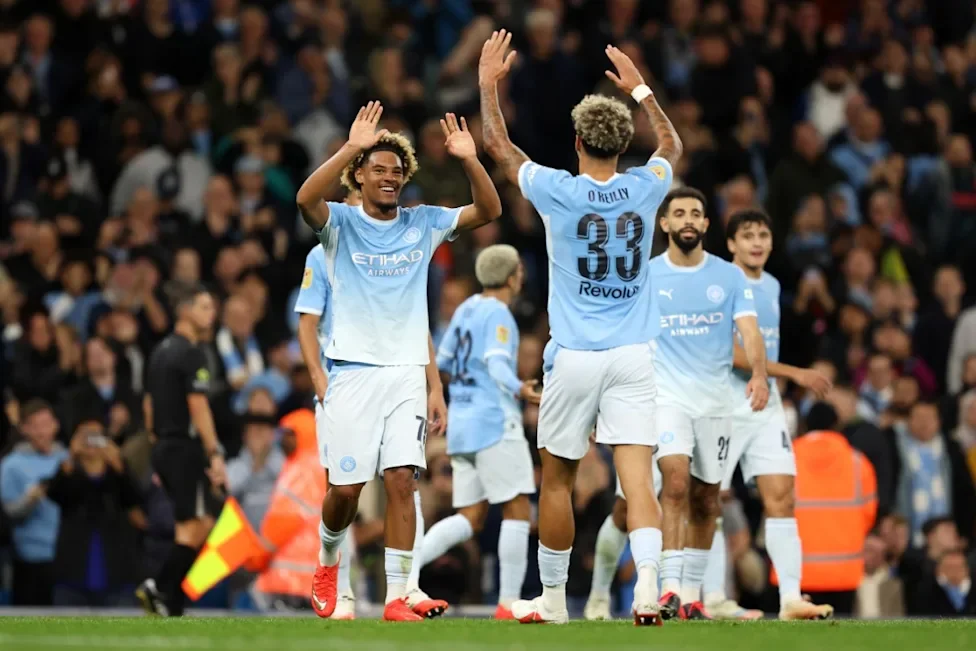 Manchester City 5-0 Norwich: Samba stars in emphatic Carabao Cup win