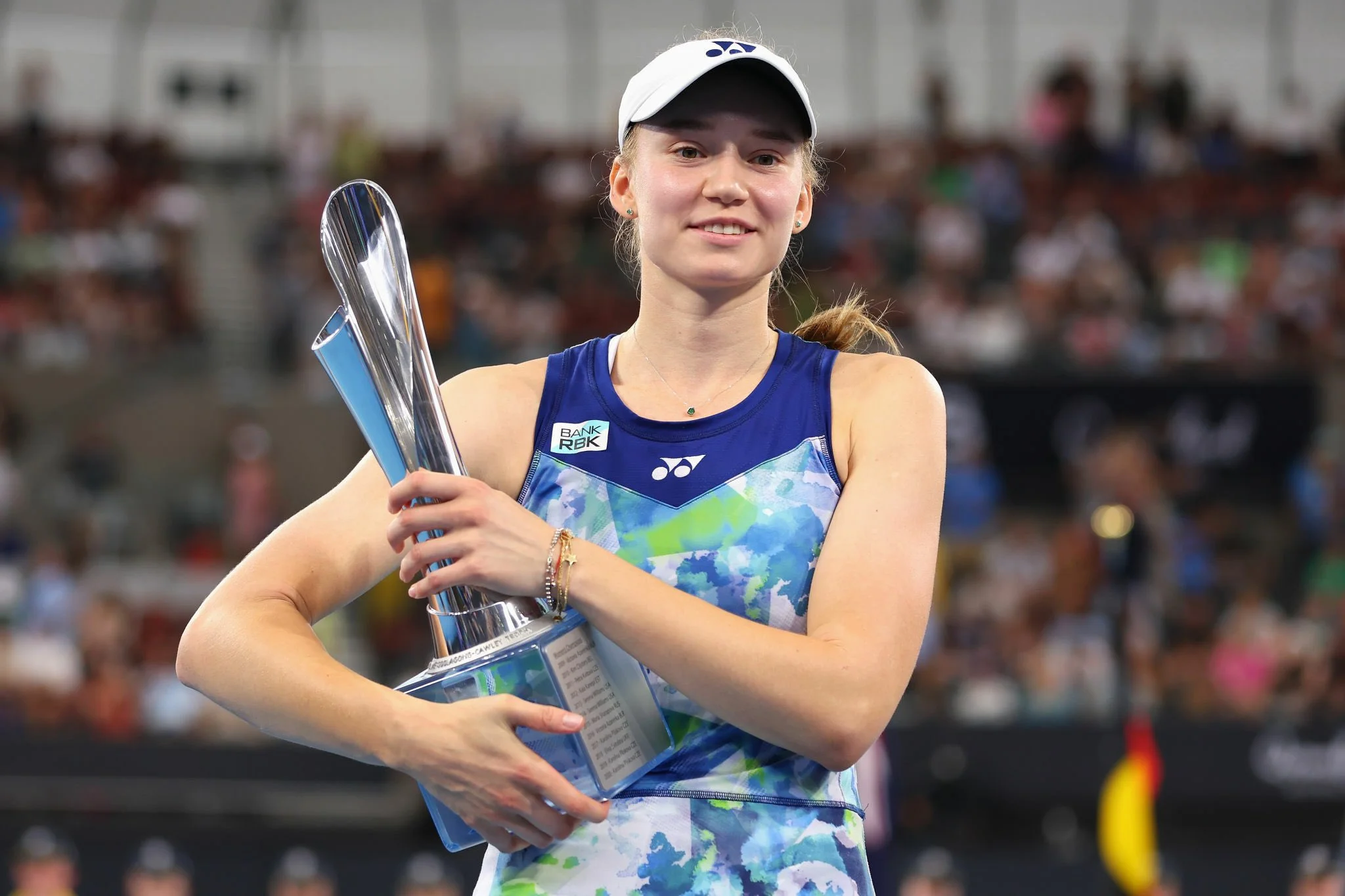 Elena Rybakina dominates Aryna Sabalenka to win the Brisbane International.