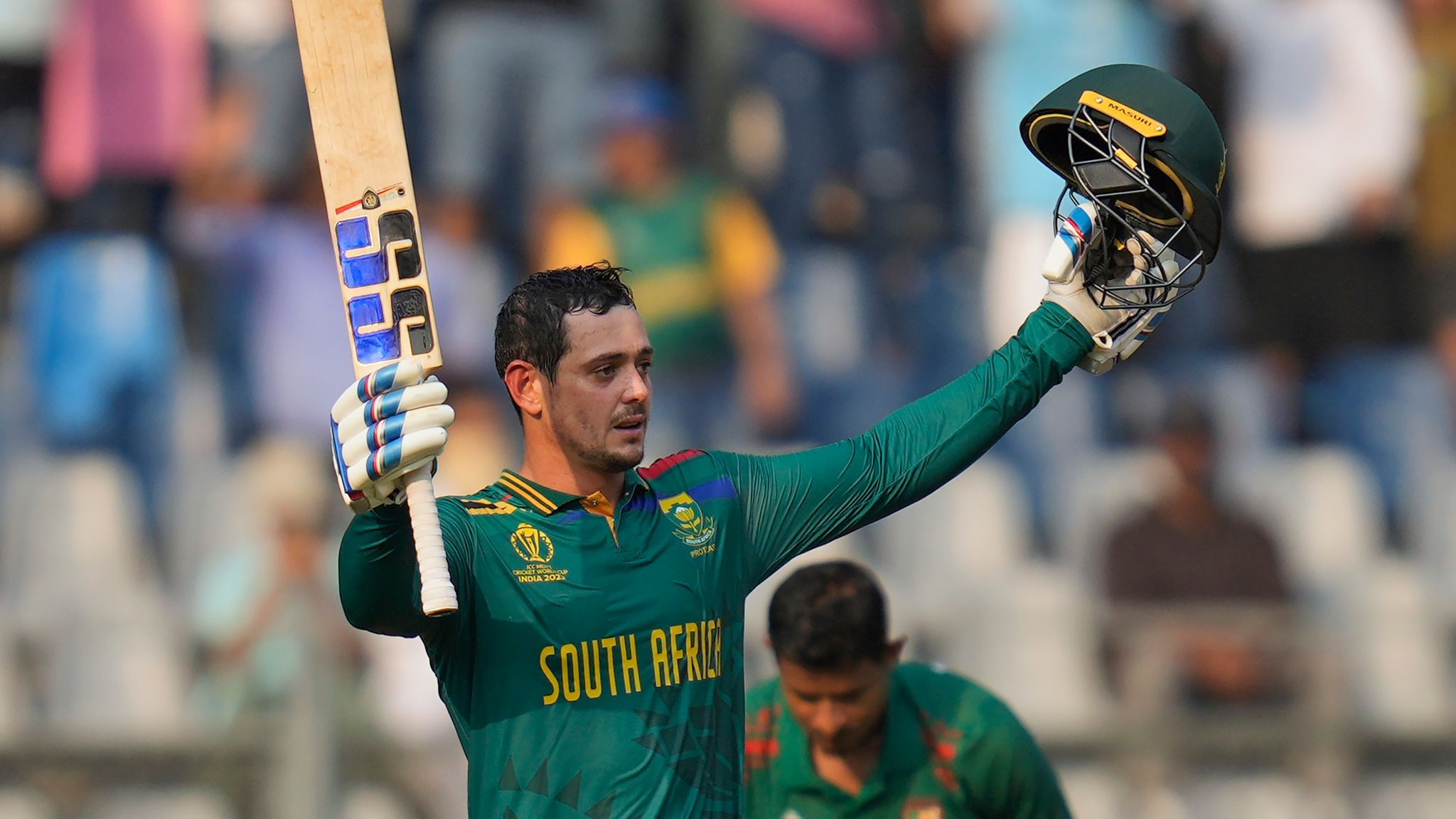 Quinton de Kock shines as South Africa stuns Bangladesh