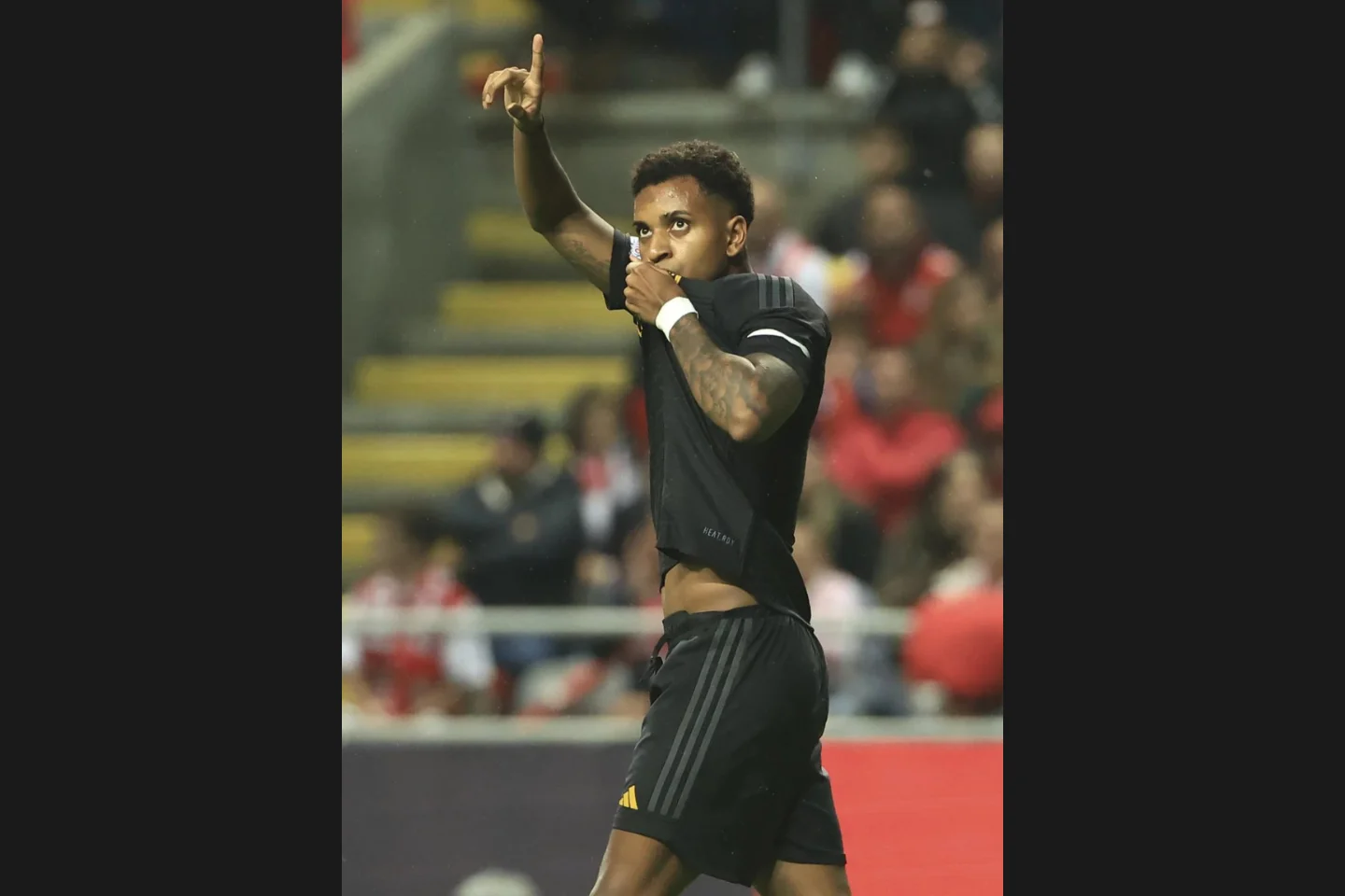 Rodrygo extends Real Madrid contract to 2028