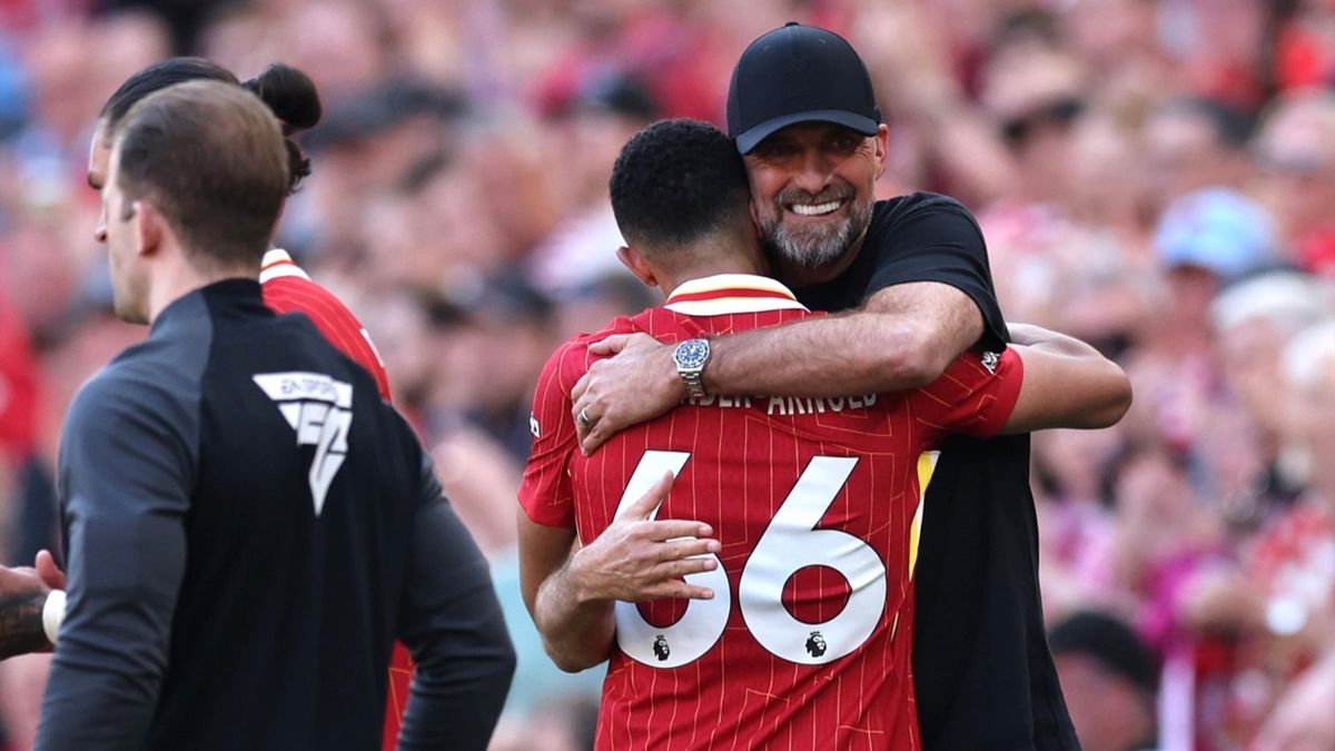 Liverpool 2-0 Wolverhampton Wanderers: Reds defeat 10-man Wolves in final game of Klopp era