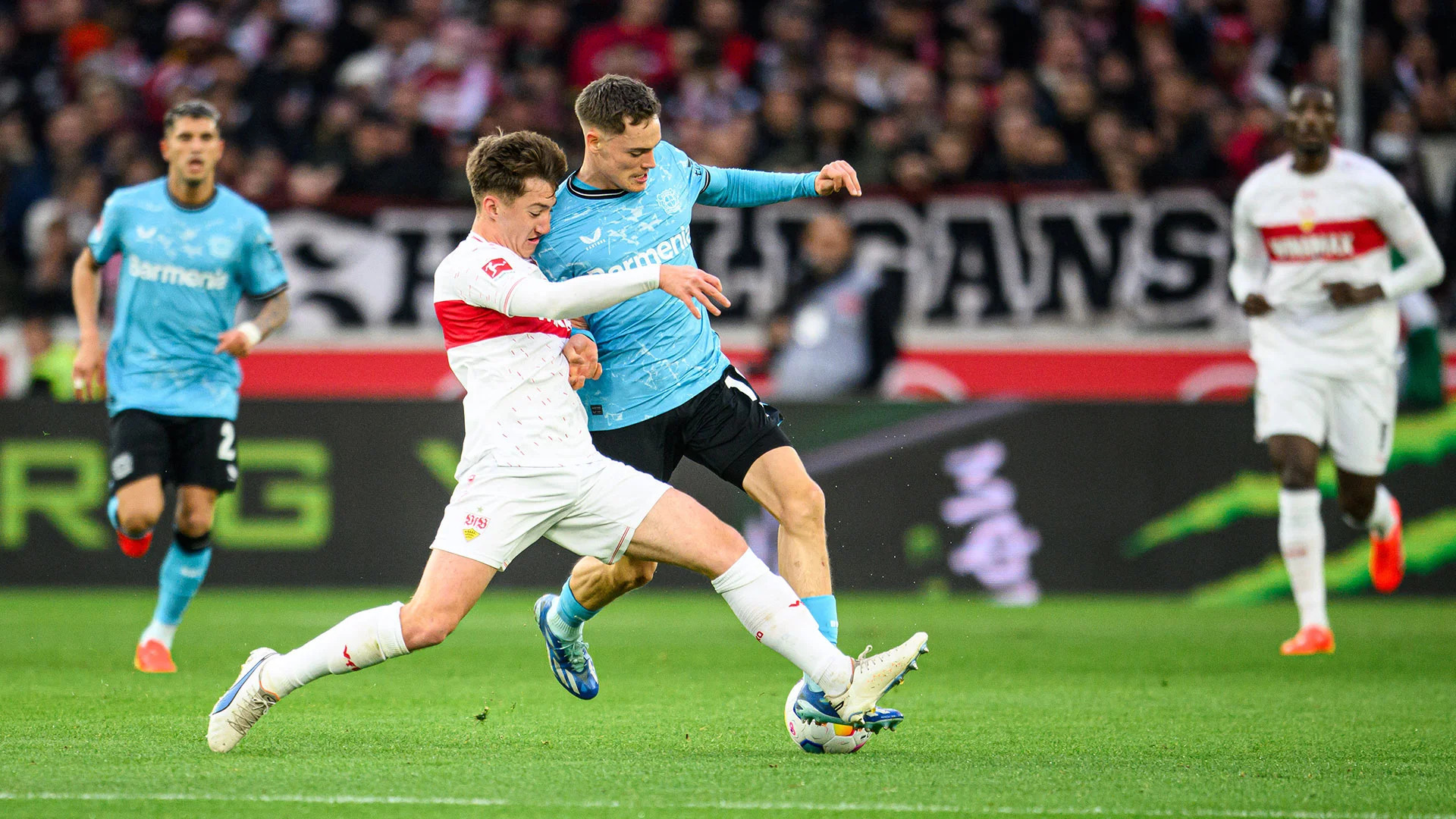 Stuttgart 1-1 Bayer Leverkusen: League leaders held to stalemate